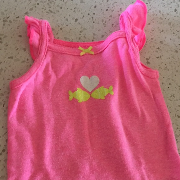 Carter’s 3 Piece Summer Set - Picture 4 of 10